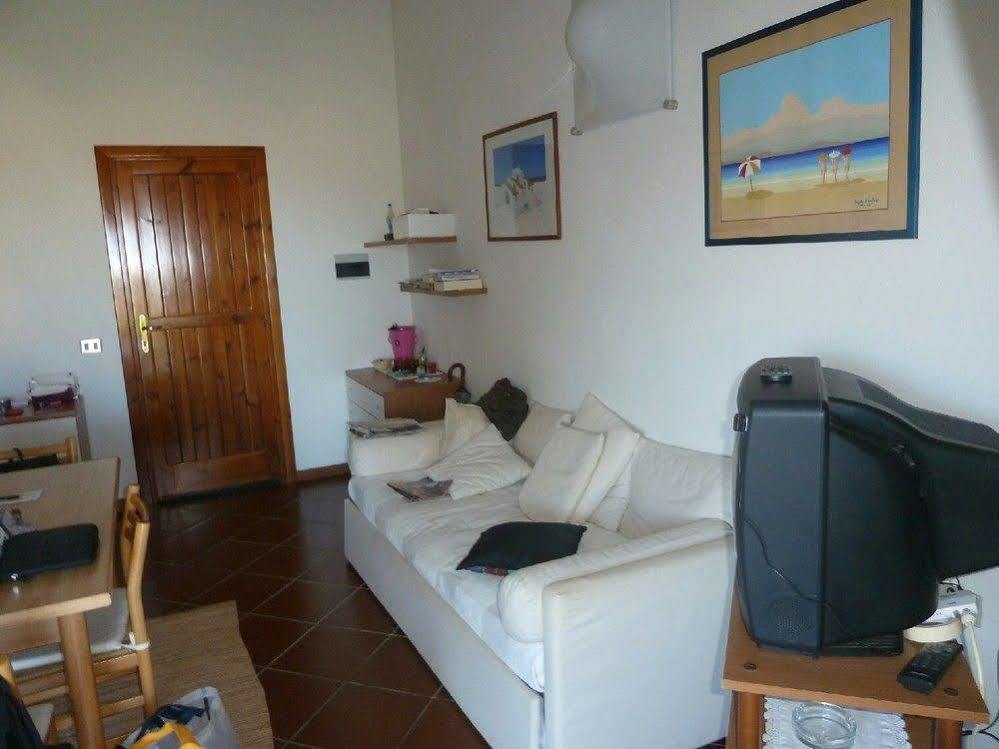 Casa Asparagi San Teodoro  Exterior photo
